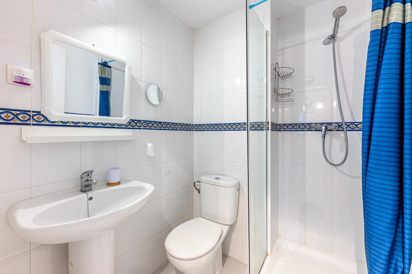 Apartamento Acogedor Con Vista Al Mar Малага Екстериор снимка