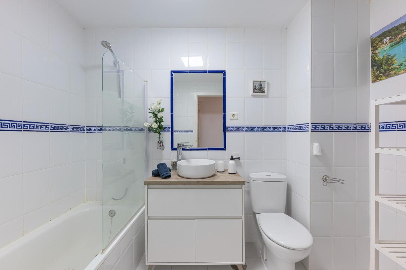 Apartamento Acogedor Con Vista Al Mar Малага Екстериор снимка